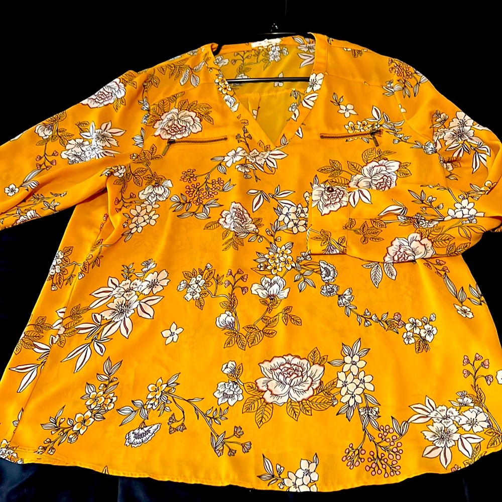 Mellow Yellow floral XL long sleeve shirt
